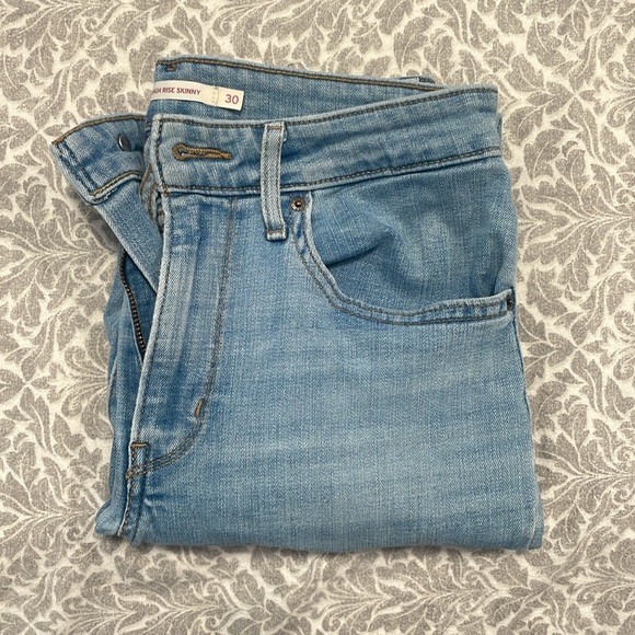 Levi’s skinny jeans with pocket design - Picture 5 of 5
